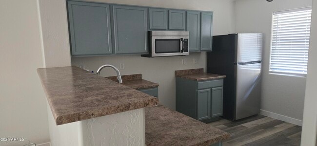 8838 W Superior Ave in Tolleson, AZ - Building Photo - Building Photo