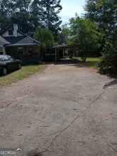 406 Brookwood Dr in Thomaston, GA - Building Photo - Building Photo