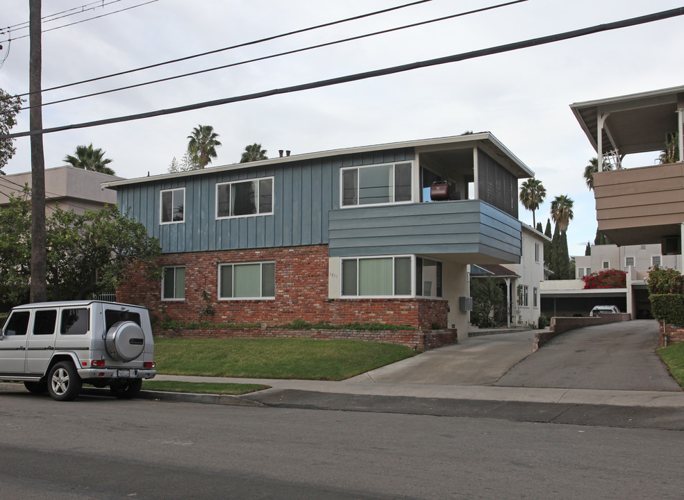 1811 Taft Ave in Los Angeles, CA - Building Photo