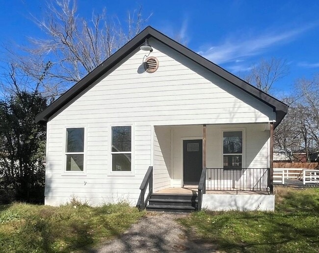 property at 115 Ila St