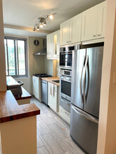 4200 Cathedral Ave NW, Unit 902 in Washington, DC - Foto de edificio - Building Photo