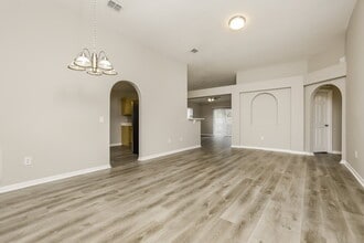 189 Cedar Ridge Ln in Sanford, FL - Building Photo - Building Photo