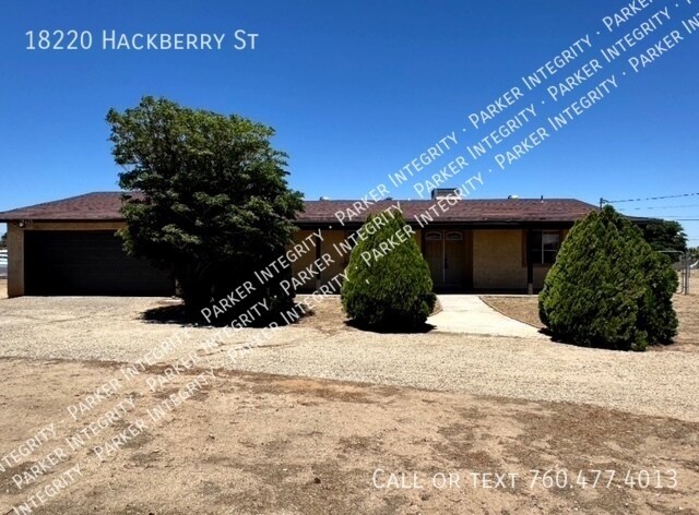 18220 Hackberry St in Hesperia, CA - Building Photo