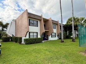 8281 SW 128th St in Pinecrest, FL - Building Photo