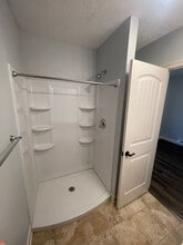 4139 S Dixie Dr in Moraine, OH - Building Photo - Building Photo