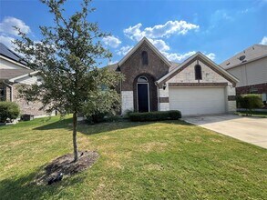 709 N Emory Cove in Hutto, TX - Building Photo - Building Photo