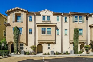 7235 Cedar Rd in Los Angeles, CA - Building Photo