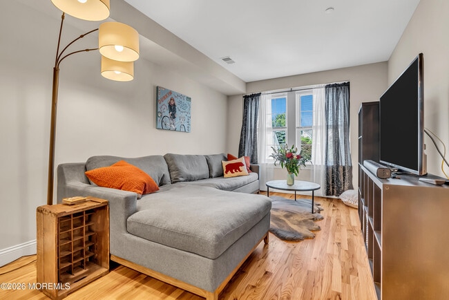 48 First Ave in Atlantic Highlands, NJ - Building Photo - Building Photo