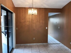15065 SW 49th Ln in Miami, FL - Building Photo - Building Photo