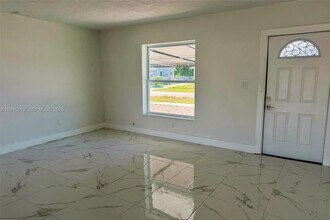 14313 SW 110th Ave in Miami, FL - Building Photo - Building Photo