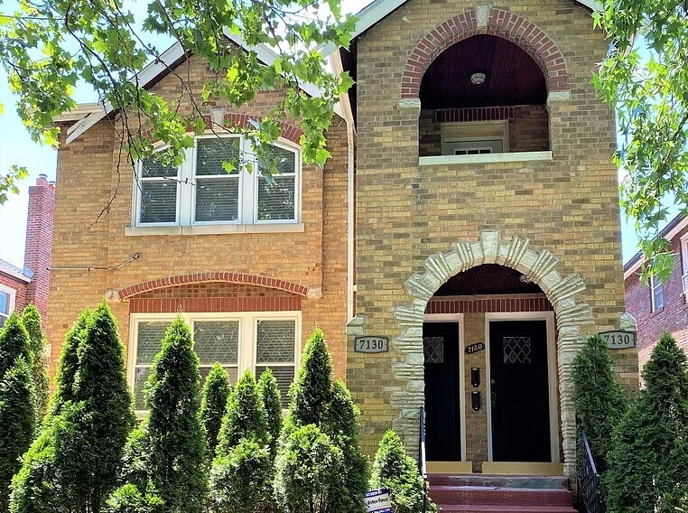 7130 Amherst Ave in University City, MO - Building Photo