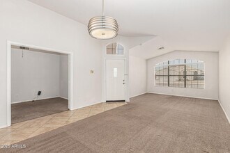 7927 W Kimberly Way in Glendale, AZ - Building Photo - Building Photo