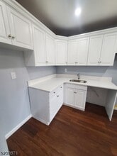 195 Main St in Millburn, NJ - Building Photo - Building Photo