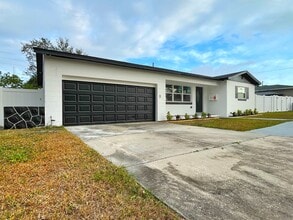 2860 35th St S in St. Petersburg, FL - Building Photo - Building Photo