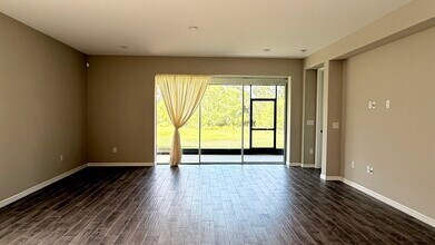 5911 Fieldmoor Ct in Palmetto, FL - Building Photo - Building Photo