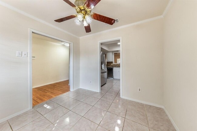 property at 9600 Gambels Quail Dr