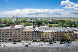 4594-4598 Décarie Boul in Montréal, QC - Building Photo - Building Photo