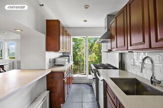 200 Columbia Heights in Brooklyn, NY - Building Photo - Building Photo