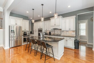 7281 Keltner Dr in West Chester Township, OH - Building Photo - Building Photo