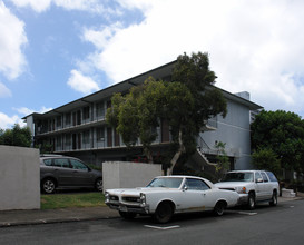 1825 Anapuni St in Honolulu, HI - Foto de edificio - Building Photo