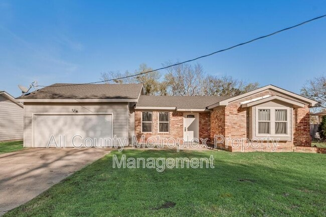 property at 1303 S Medora St