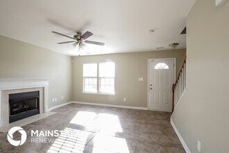 121 N Tanninger Rd in Mount Holly, NC - Building Photo - Building Photo