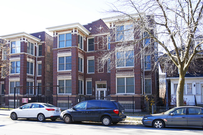 7314 S Coles Ave in Chicago, IL - Building Photo - Building Photo