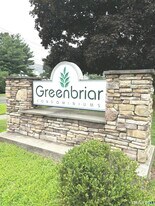 20 Greenbriar Dr in Farmington, CT - Building Photo