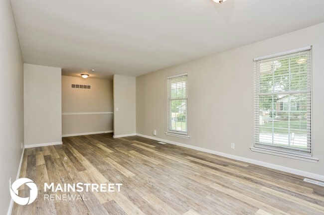 12 Oakshire Ct in St. Peters, MO - Foto de edificio - Building Photo