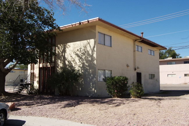 1413 Silver Mesa Cir in Las Vegas, NV - Building Photo - Building Photo