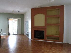742 N Ave Valiente in Tucson, AZ - Building Photo - Building Photo