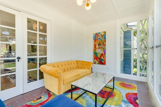 property at 15 S Lawsona Blvd