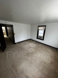 1032 Oakmont Ave photo'