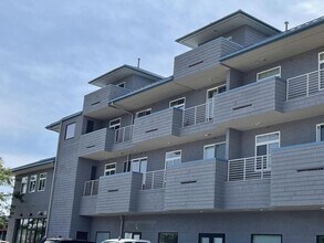 530 Miller Dr in Grand Haven, MI - Building Photo - Building Photo