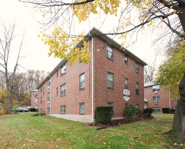 Stanley Terrace in New Britain, CT - Building Photo - Building Photo