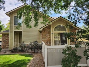 2002 Centennial Dr in Louisville, CO - Building Photo - Building Photo