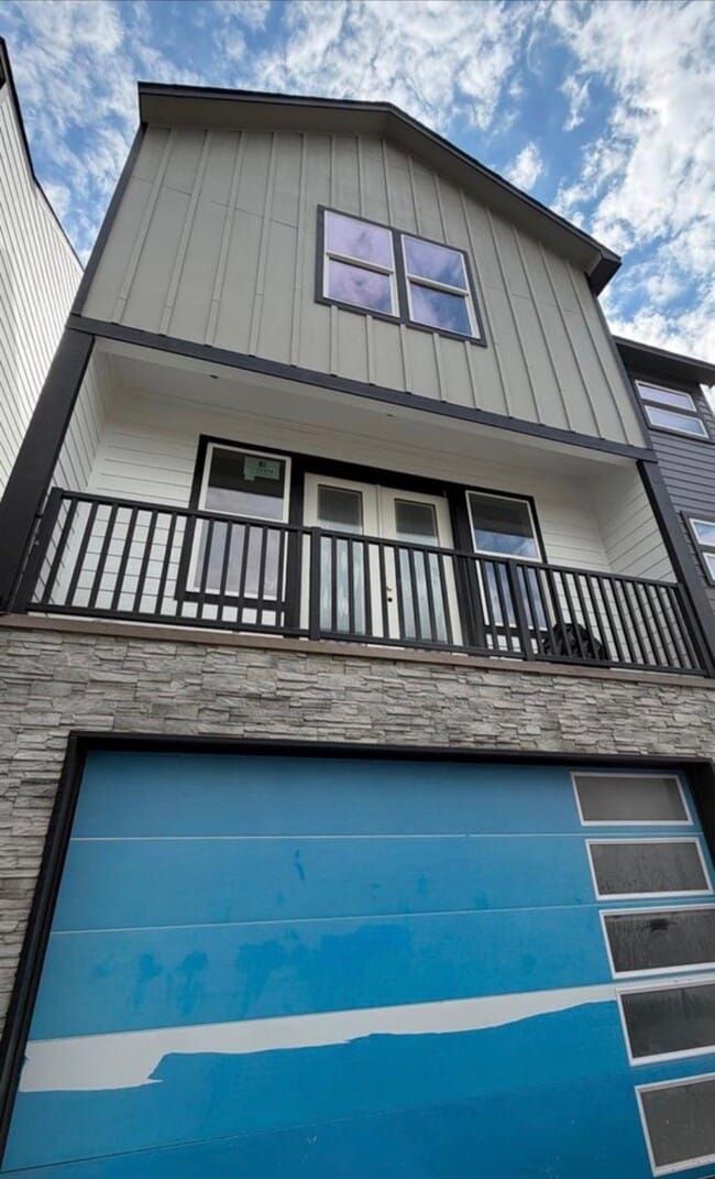 property at 2707 Berry St