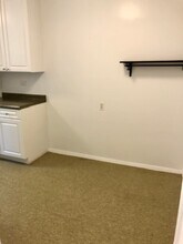 157 White Plains Rd in Tarrytown, NY - Building Photo - Building Photo