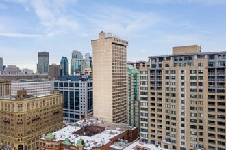 The 2250 Guy Apartments in Montréal, QC - Building Photo - Building Photo