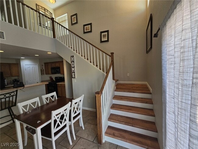 1069 Adams Run Ct