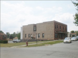 26-28 W 29th St in Chicago Heights, IL - Building Photo - Building Photo