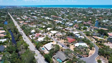 620 Venice Ln in Siesta Key, FL - Building Photo - Building Photo