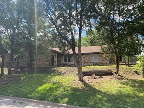 827 Cliffside Dr in Harker Heights, TX - Building Photo - Building Photo