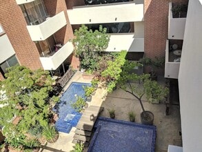 11750 W Sunset Blvd in Los Angeles, CA - Building Photo - Building Photo