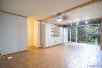 95-227-227 Waikalani Dr in Mililani, HI - Foto de edificio - Building Photo