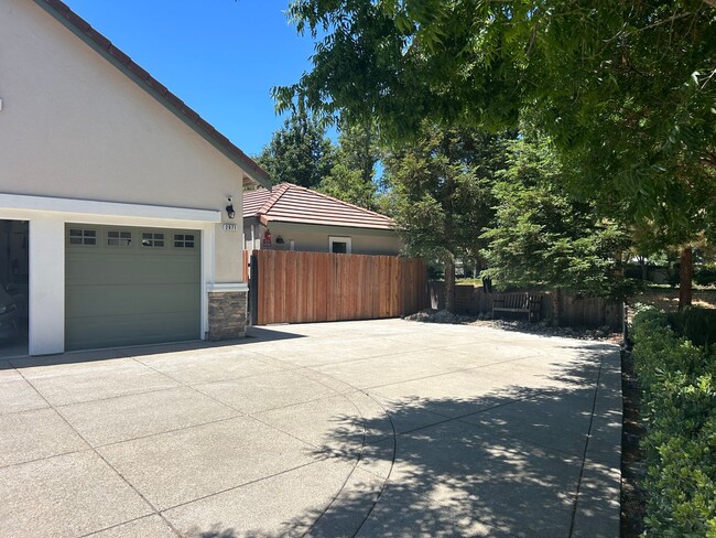 2971 Begonia Ct in Brentwood, CA - Building Photo - Building Photo