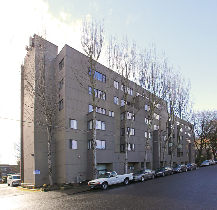 Gallagher Plaza in Portland, OR - Building Photo