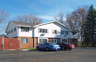 1123 Woodridge Dr Apartments