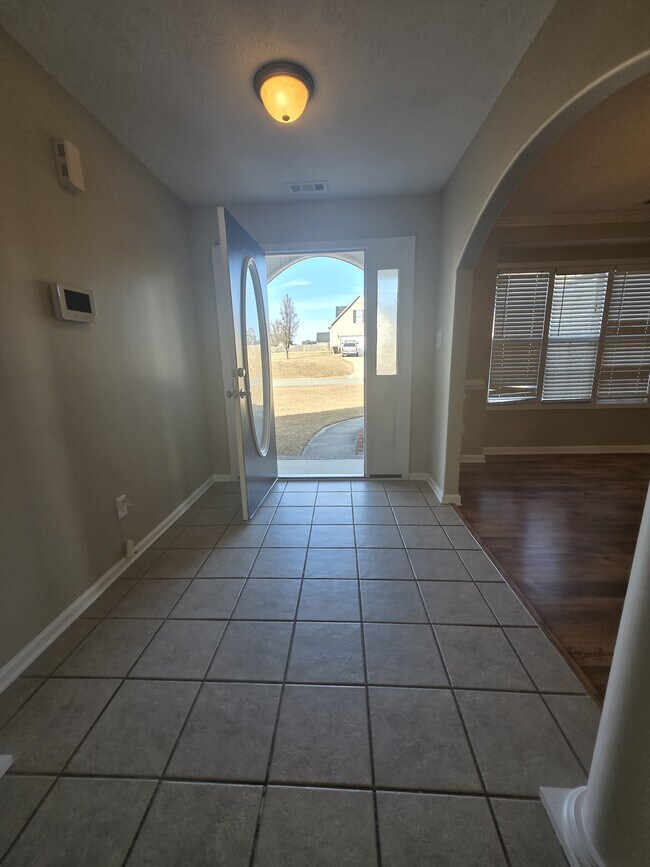 76 Shelby St in Spring Lake, NC - Building Photo - Building Photo