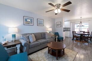 120 Boskind Rd in Indialantic, FL - Building Photo